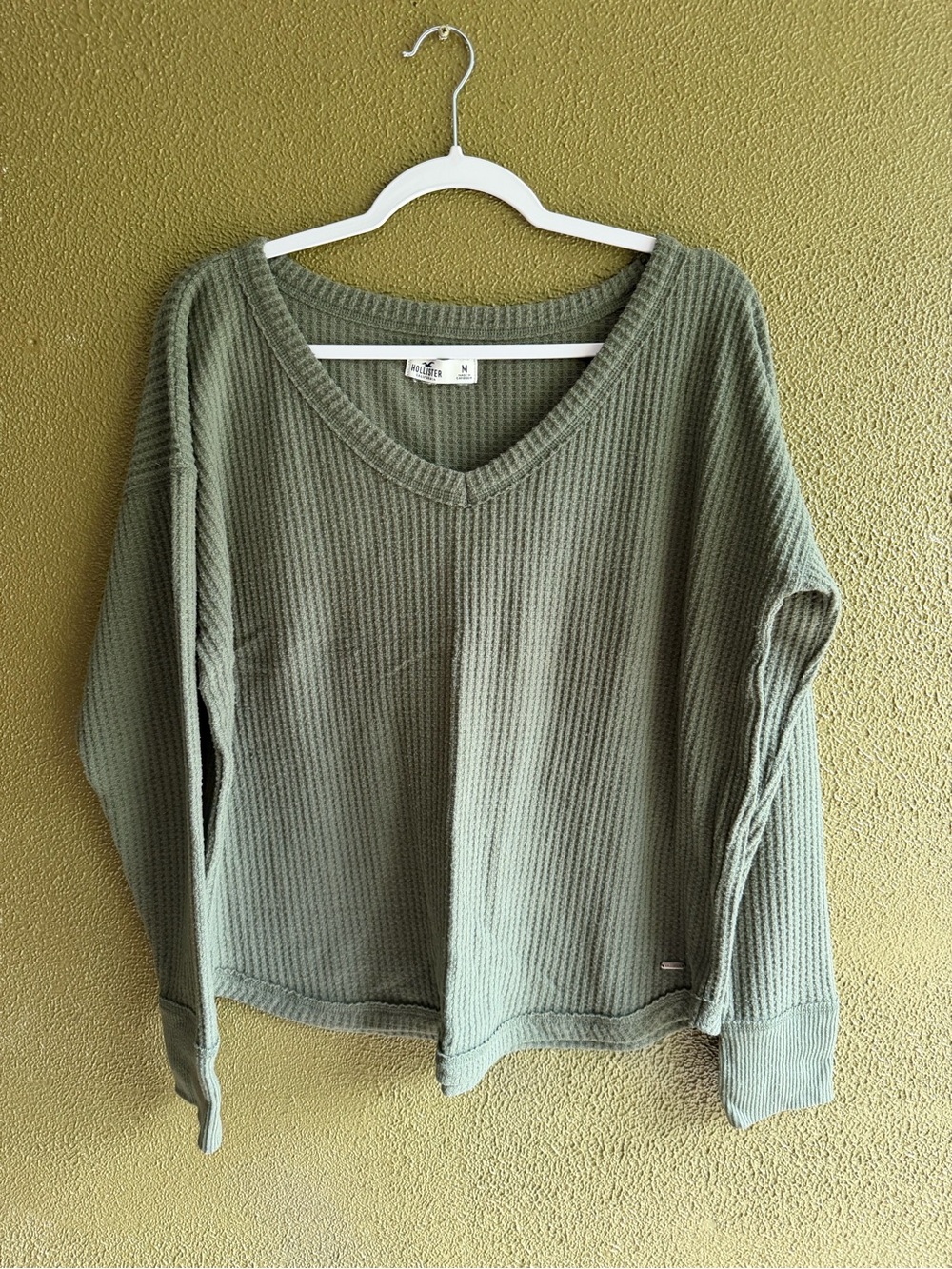 Hollister Olive Green Waffle V-Neck Sweater